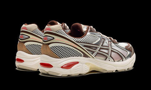 GT-2160 "Above the Clouds - Cream / Chocolate Brown"